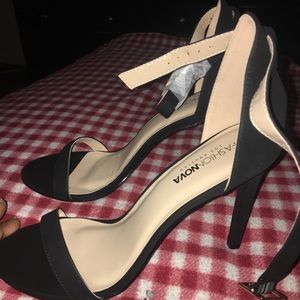 black fashion nova heels